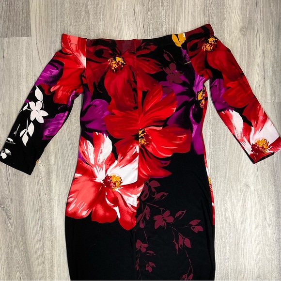 Off-the-shoulder, fitted floral dress with stretch - XS - Picture 2 of 3